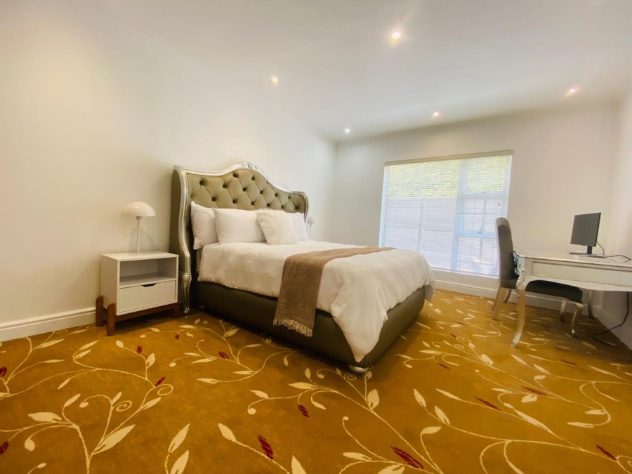 5 Bedroom Property for Sale in Sunset Beach Western Cape